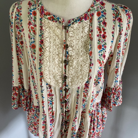 Maeve Top Size 4, Flower design, boho - Picture 5 of 7